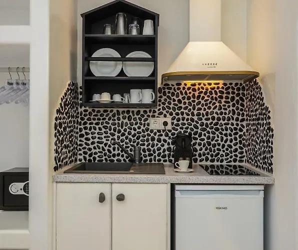 Naxos Evilion Luxury & Naxos City