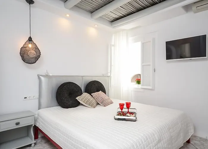 Naxos Evilion Luxury & Апартаменты *